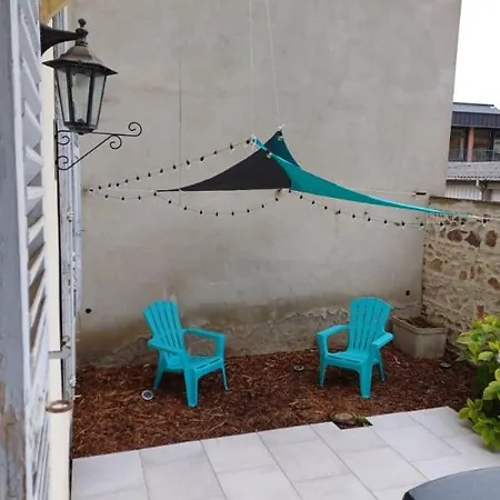 Bel équipé! Proche Des Parcs, Avec Sa Cour Privative Et Sa Place De Parking Sécurisée à 450 M Du Appartamento *